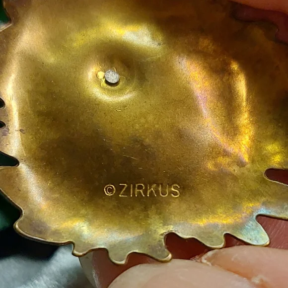 Zirkus Handcrafted Earrings - Picture 7 of 12